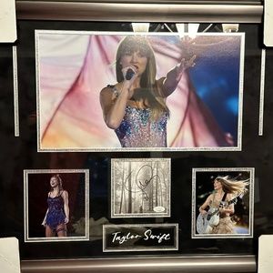 Authentic  Taylor Swift cd cover